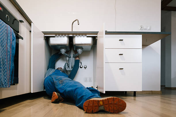 Professional Drain Cleaning technician working in Fullerton, NE